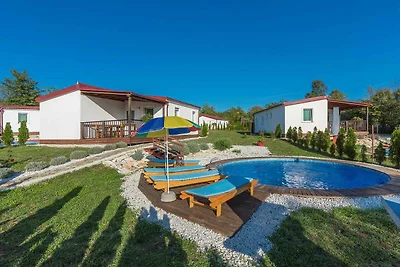Ferienhaus mit Privatpool