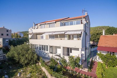 Ferienwohnung mit Terrasse, Klimaanlage