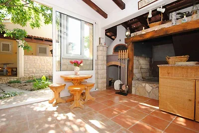 Villa mit Klimaanlage und Pool