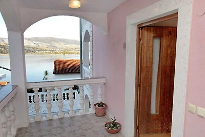 Ferienwohnung mit Balkon und Meerblick