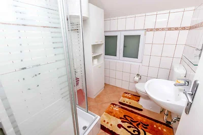 Appartamento Vacanza con famiglia Lokva Rogoznica
