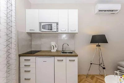 Ferienwohnung mit Klimaanlage und Balkon in