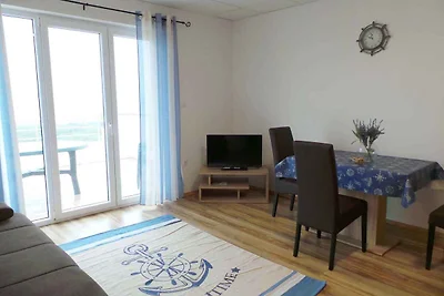 Ferienwohnung mit Pool und Meerblick