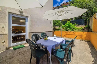 Ferienwohnung mit Terrasse