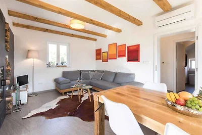 Ferienhaus ruhiger Ort mit Pool