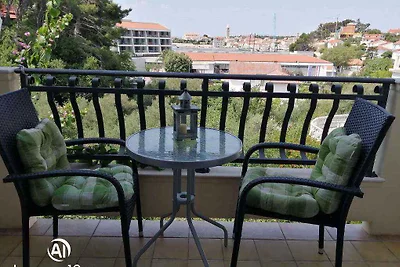 Ferienwohnung mit Meeresblick und Terrasse