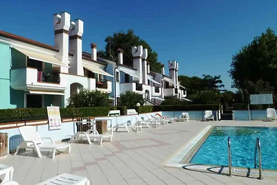 Ferienwohnung mit Pool und Klima