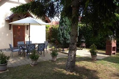 Ferienwohnung mit WLAN, Grill und Klimaanlage