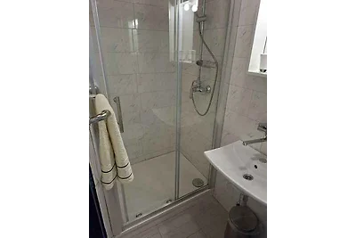 Ferienhaus mit Terrasse, Grill und Internet