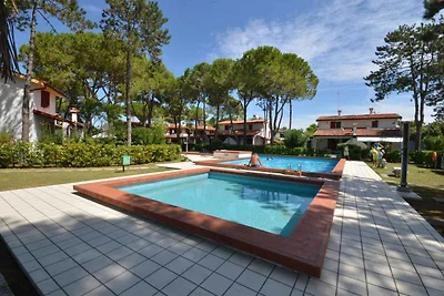 Ferienwohnung mit Terrasse und Pool