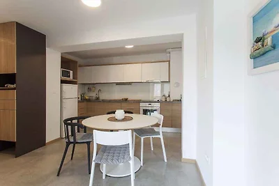 Ferienwohnung mit Klimaanlage und Pool