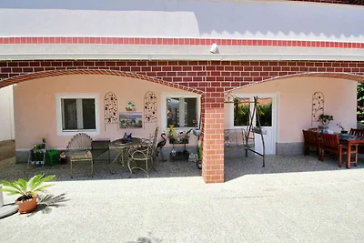 Ferienwohnung mit Terrasse und Klima