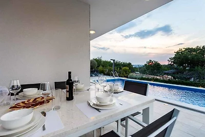 Ferienhaus mit Pool