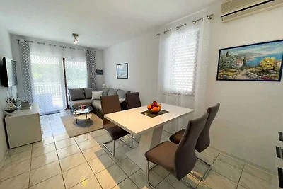 Ferienwohnung modern mit Balkon