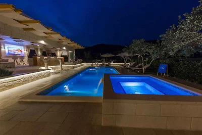 Vakantiehuis Ontspannende vakantie Seget Donji