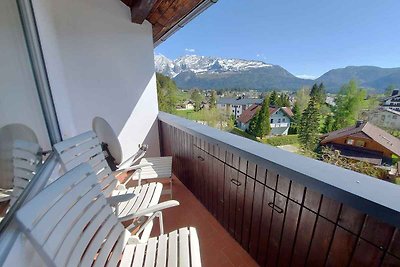 Ferienwohnung mit Blick über den Ort auf die