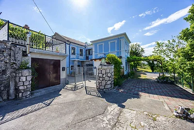 Ferienhaus mit grosser Terrasse und