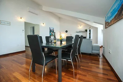 Moderne Seafront Apartments in Mrljane auf de