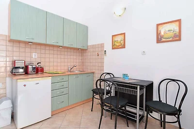 Ferienwohnung mit Klimaanlage und Balkon