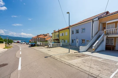 Ferienhaus mit Pool und Klimaanlage