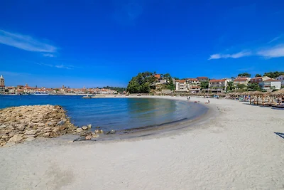 Ferienwohnung mit Klimaanlage und Balkon in