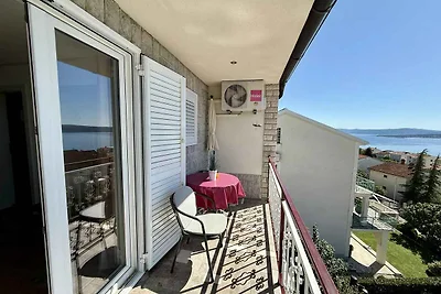 Studio modern mit Balkon