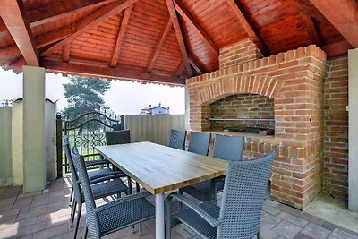 Ferienwohnung mit Klimaanlage, Balkon und