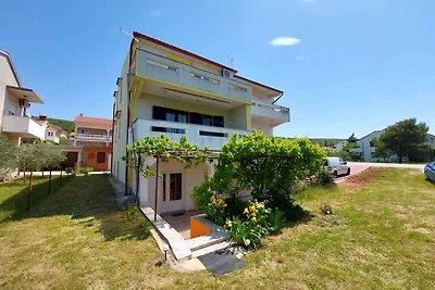 Ferienwohnung mit Klimaanlage und Terrasse