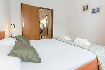 Ferienwohnung mit Klimaanlage und Balkon