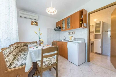 apartman za odmor Obiteljski odmor Vinisce