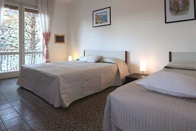 Ferienwohnung mit Balkon und Klimaanlage