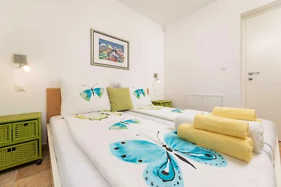 Ferienwohnung in Strandnähe mit Pool