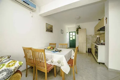 Ferienwohnung mit Klimaanlage und Pool