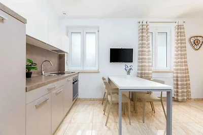 Ferienwohnung mit Klimaanlage, mit Aussenpool