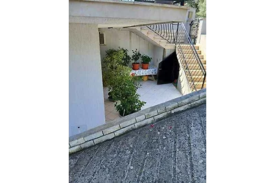 Ferienwohnung mit Terrasse und Grill