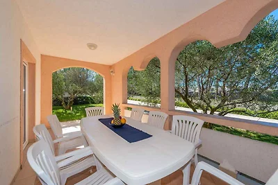 Ferienwohnung mit Klimaanlage und Terrasse di