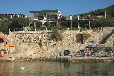 Ferienwohnung mit Terrasse und Grill