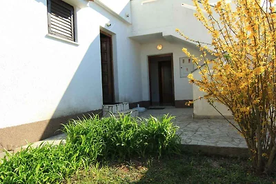 Ferienwohnung mit Terrasse und Meerblick