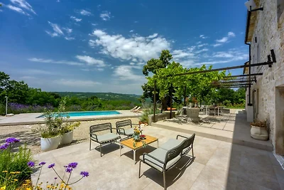 Eleganz, Komfort, moderne Details und Traditi