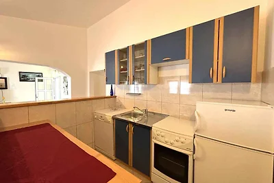 Ferienwohnung mit Pool und Meerblick