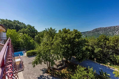 Ferienwohnung mit Balkon, Grill und Pool