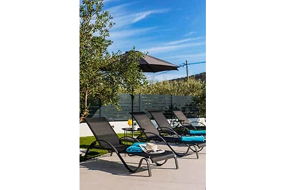 Traumhafte Villa in Vinišće mit eigenem Pool 