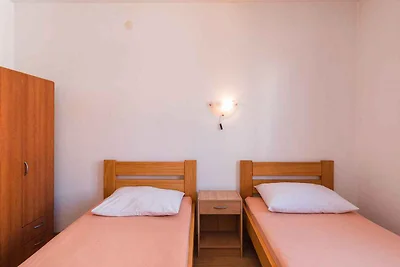 Ferienwohnung mit Balkon und Klimaanlage