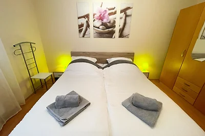 Ferienwohnung mit Terrasse und Klimaanlage