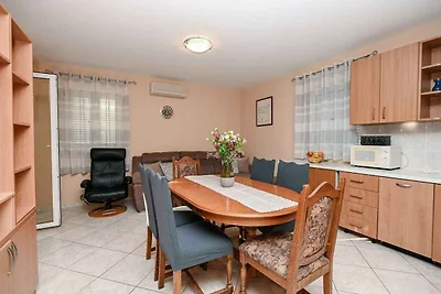 FerienWohnung mit Balkon und Meerblick