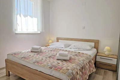 Ferienwohnung neu eingerichtet für 2-4 Pers.