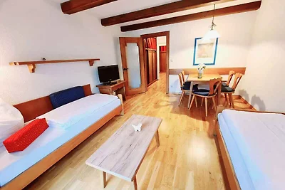 Ferienwohnung mit Balkon und WLAN