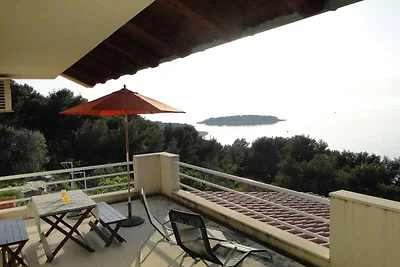 Ferienwohnung mit Terrasse und Meerblick