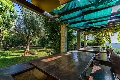 Ferienwohnung mit Swimmingpool und Balkon