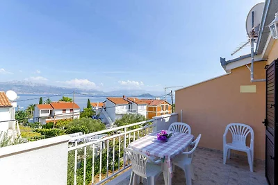 Ferienwohnung mit Balkon und Meerblick